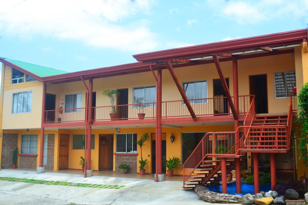 Hotel La Villa Quesada  エクステリア 写真