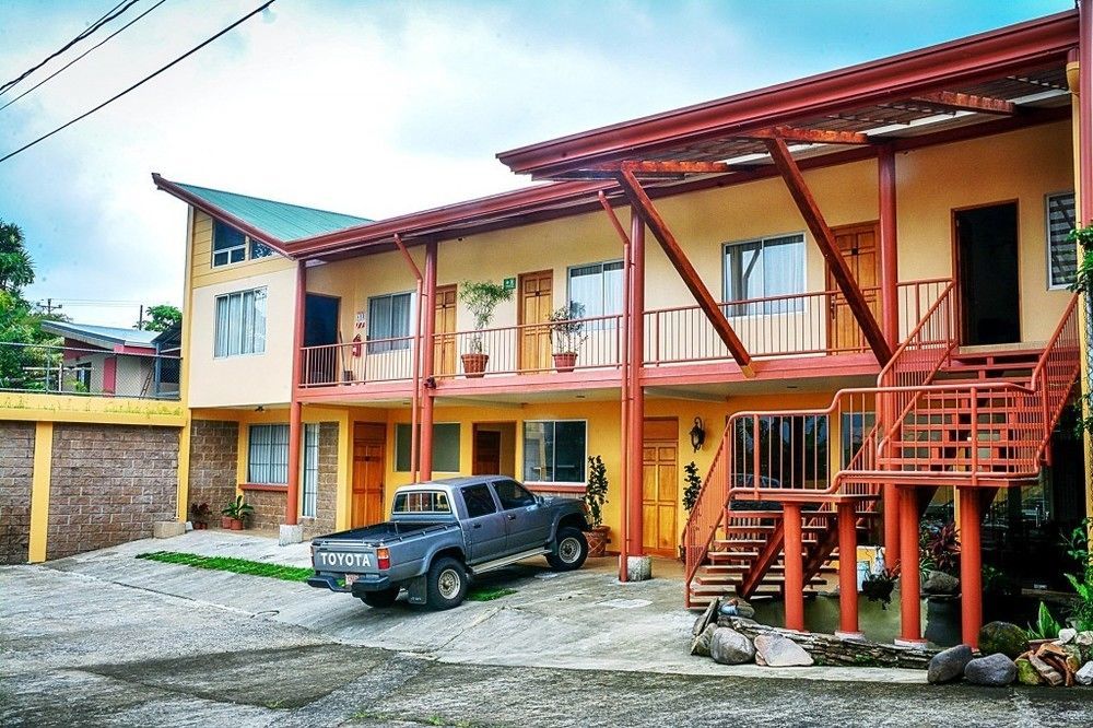Hotel La Villa Quesada  エクステリア 写真